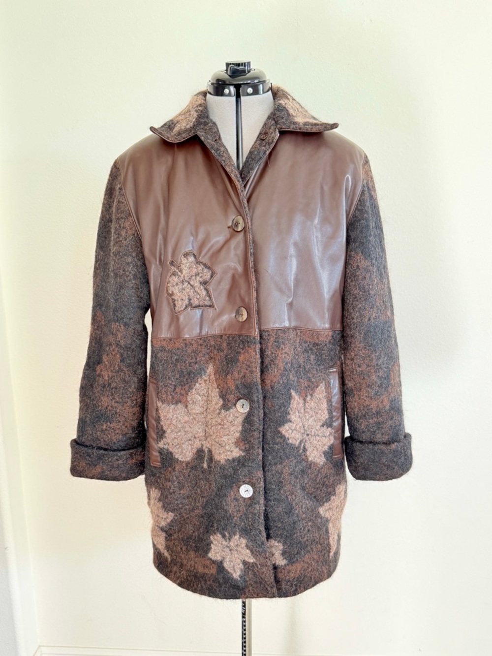 Torras Women’s Jacket Coat Leather Knit Wool Maple Leaf Motifs Spain 80s Vintage